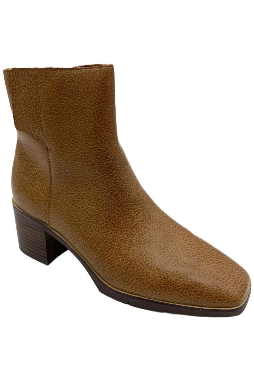 NYDJ Arianna Women's Boot Vachetta Cognac - Medium
